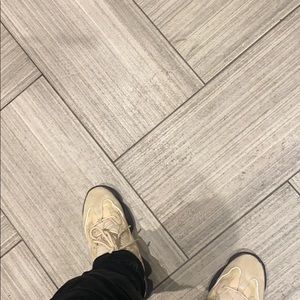 Meet your Posher, Julio